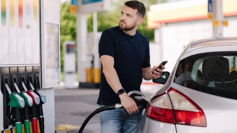 Kedden új árak lépnek életbe: itt a friss információ a benzin és gázolaj költségeiről!