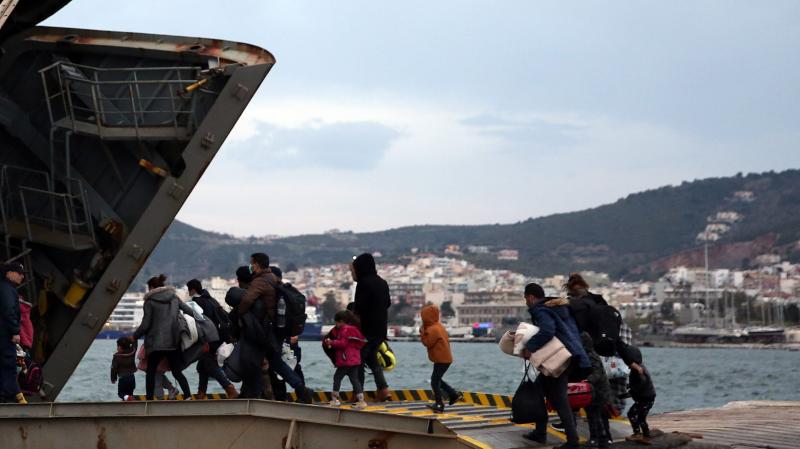 Görögország partjainál baleset történt, amikor a parti őrség hajója ütközött egy migránsokat szállító motorcsónakkal.