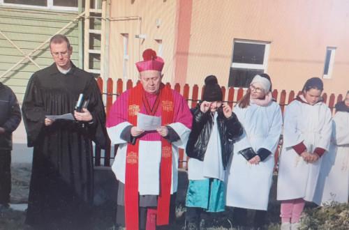 Simonyifalván megemlékeztek a kényszermunkára hurcolt emberekre, ezzel tisztelegve sorsuk előtt. Az esemény célja, hogy felhívja a figyelmet a múlt sötét időszakaira és megőrizzük az emléküket.