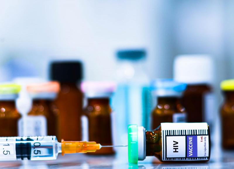Európában komoly aggodalommal figyelik a HIV-járvány terjedését, amely a kontinens legnagyobb ilyen jellegű krízisévé nőtte ki magát.
