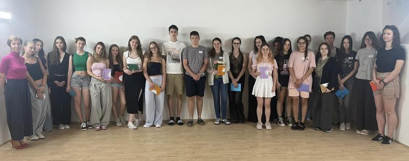 Immár kilencedik alkalommal fejeződött be a Duna utcai gimnázium sikeres mentorprogramja, amely számos diák fejlődését segítette elő.