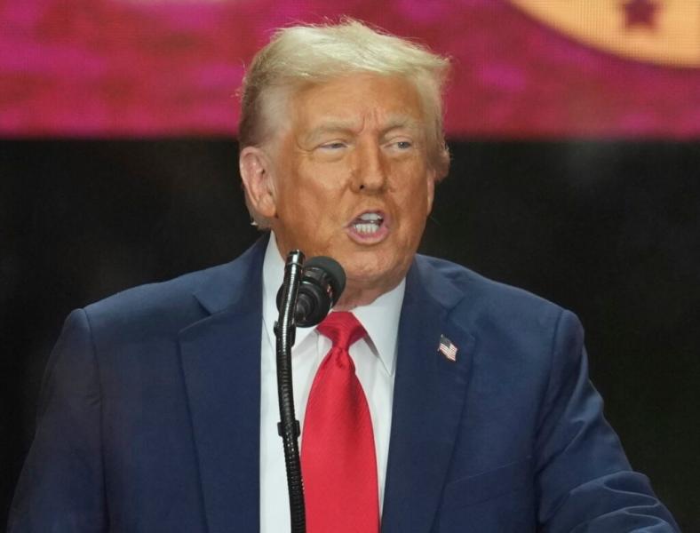 Rendkívüli meglepetéssel készül Trump a 80. születésnapjára – a Fehér Ház is jelentős szerepet játszik majd az esemény megvalósításában.