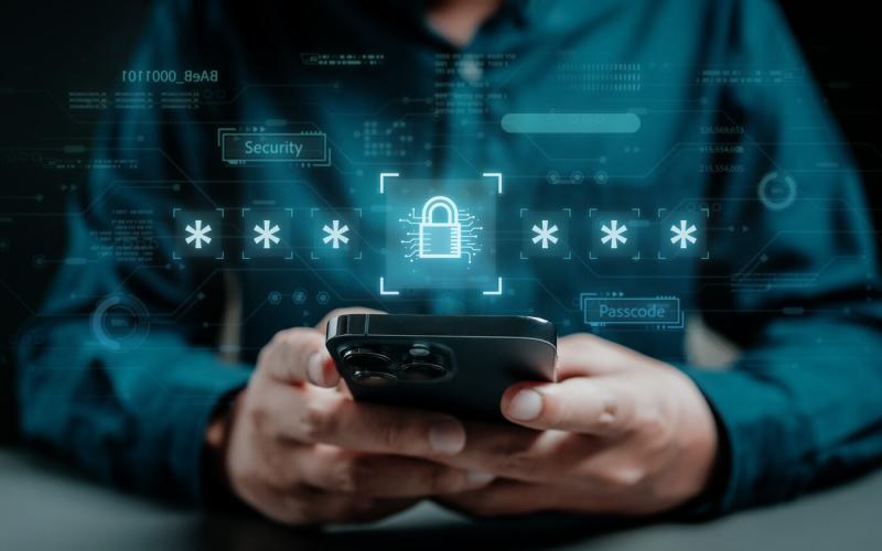 Egy erőteljes jelszó kulcsfontosságú a digitális védelem szavatolásához.