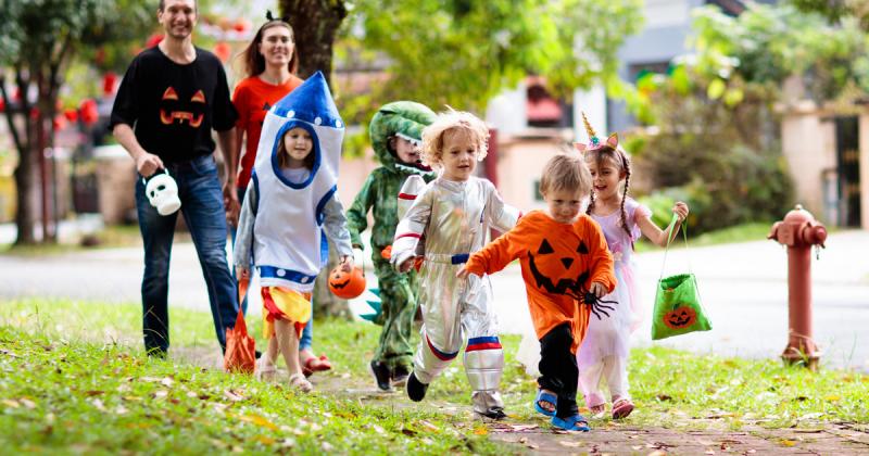 Figyelemfelkeltő vizsgálat Halloween előtt: ezek a gyerekjelmezek potenciálisan életveszélyesek lehetnek!