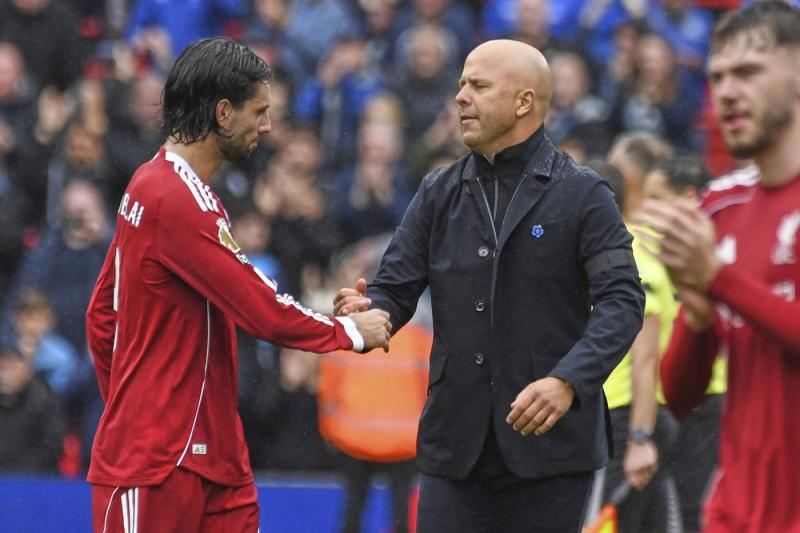 Liverpoolban egy váratlan fordulat történt, mely súlyos következményekkel járhat Arne Slot számára. A helyzet hirtelen alakult, és senki sem számított erre a drámai döntésre.