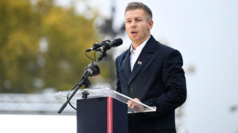 Feltárult, ki lehet az, aki segíthet tisztázni Magyar Péterék körüli adatbotrányt – nézd meg a videót!