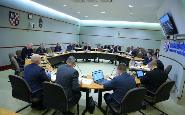 Közgyűlés: A résztvevők a kórház melletti parkolóterületek kialakításához kapcsolódó szerződésekről is határoztak.